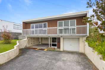 102 Knights Road, Rothesay Bay