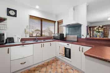 295 Tancred Street, Hampstead