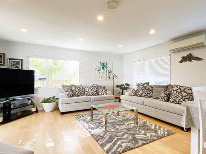 60 De Quincey Terrace, Highland Park