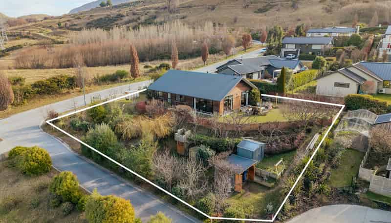 1 Witley Lane, Lower Shotover