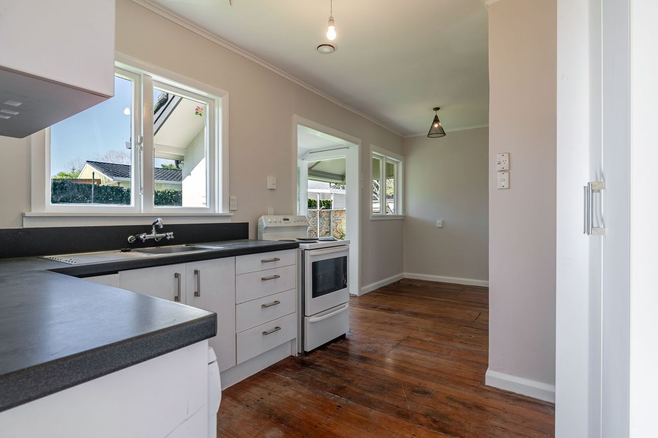 Charming 3-Bedroom House for Rent in West End, Palmerston North – $700 per Week - Altro