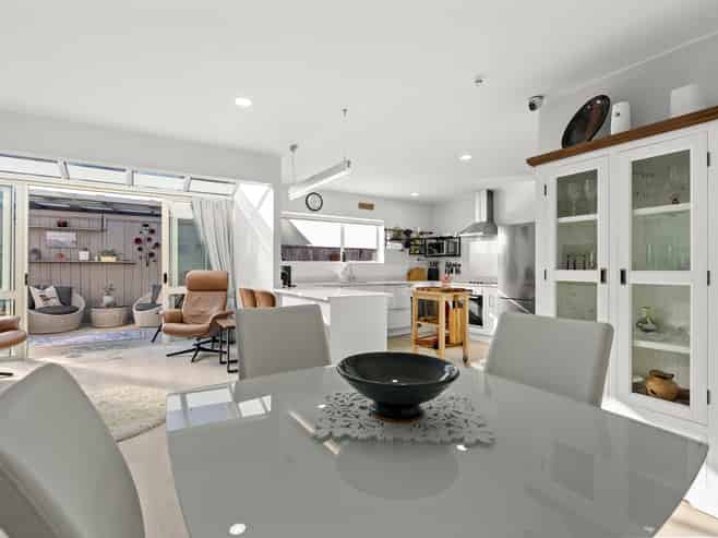 3B Pine Road, Orewa