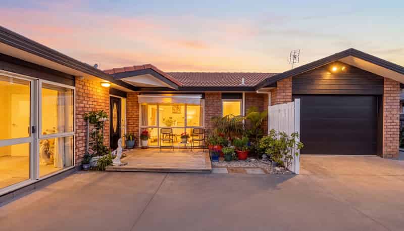 3B Pine Road, Orewa