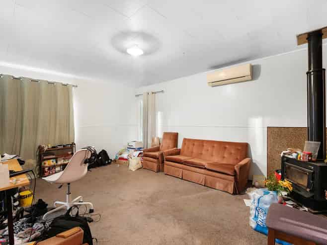 41 Larissa Avenue, Henderson