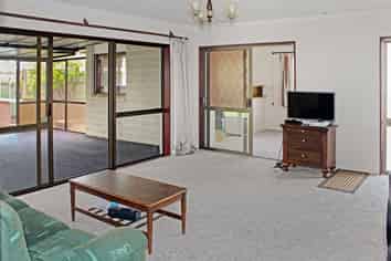 81 Herbert Avenue , Cloverlea