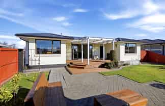 6 Carbine Place, Sockburn