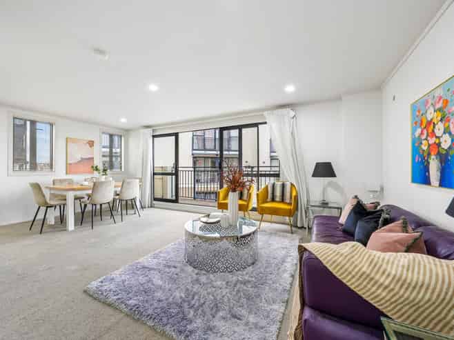 30/22 Normanby Road, Mount Eden