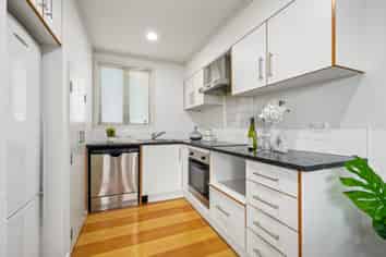 30/22 Normanby Road, Mount Eden