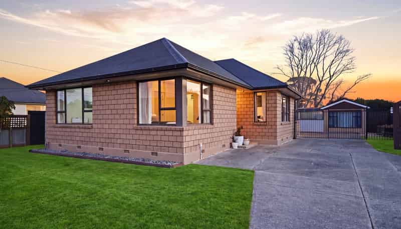 90 Ascot Avenue, North New Brighton