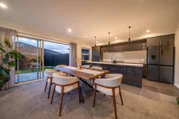 24 Fenwick Crescent, Wallaceville