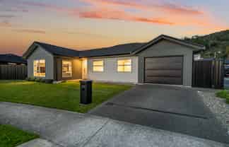 24 Fenwick Crescent, Wallaceville