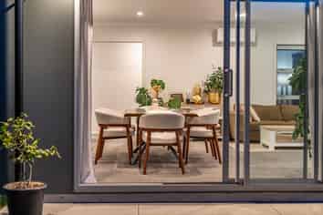 24 Fenwick Crescent, Wallaceville
