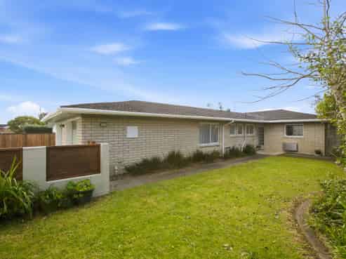 34 Truby King Street, Merrilands