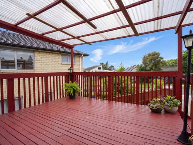 32A Sikkim Cres, Clover Park