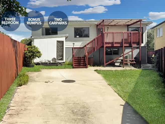 32A Sikkim Cres, Clover Park