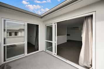 2/1161 Victoria Street, Whitiora