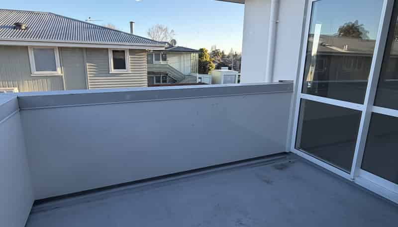 2/1161 Victoria Street, Whitiora