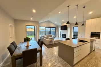 11 Coopworth Road, Jacks Point