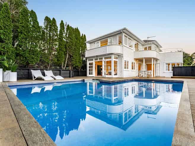 3 Parkside Street, Saint Heliers