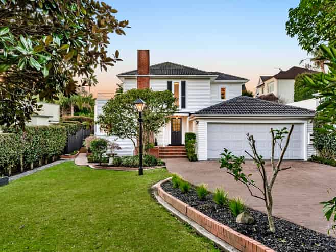 3 Parkside Street, Saint Heliers