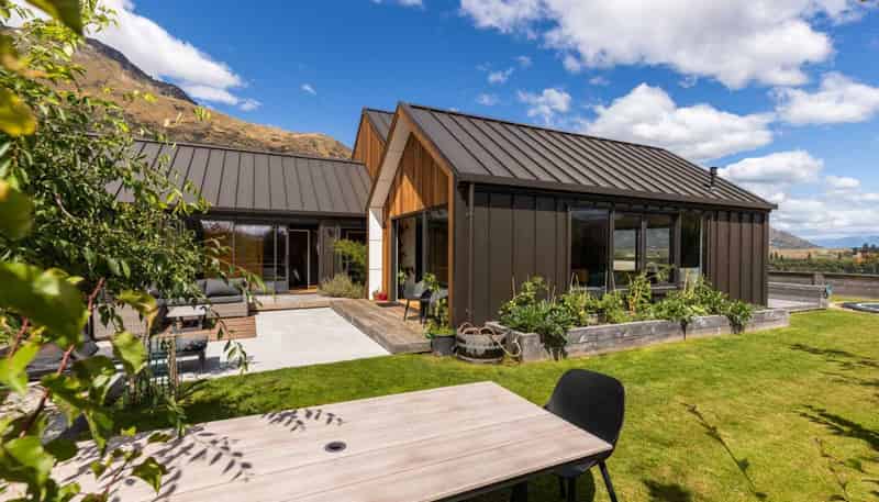 28 Myles Way, Lower Shotover
