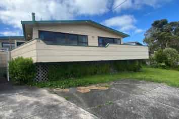 14 Burrell Road Extension, Oneroa