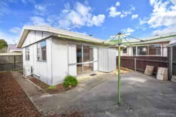 24B Josephine Street, Caversham