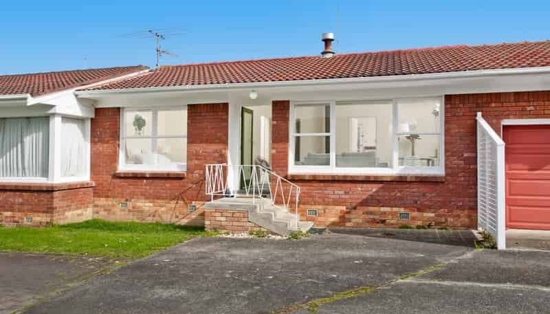 2/16 Karaka Street, Takapuna