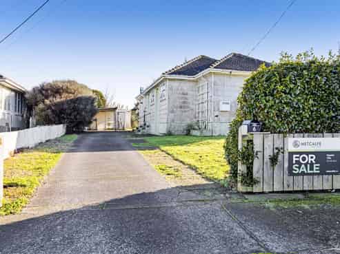 6 Acourt Street, Hawera