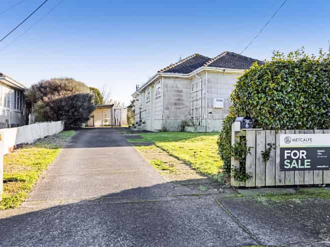 6 Acourt Street, Hawera