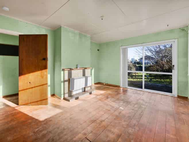 6 Acourt Street, Hawera