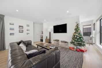 62 Risinghurst Terrace, Lower Shotover