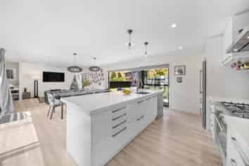 62 Risinghurst Terrace, Lower Shotover