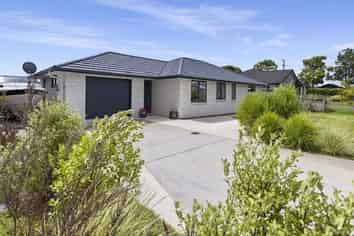 4 Pip Way, Omokoroa