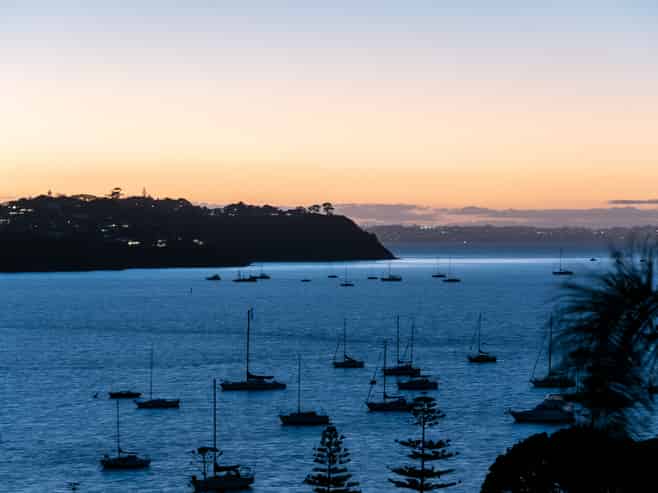 12 Bucklands Beach Road, Bucklands Beach