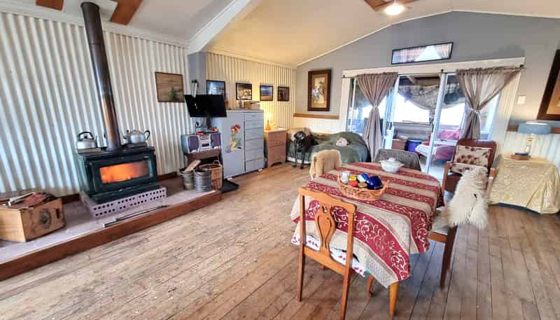 9 Bath Road, Riverton