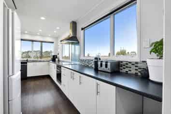 304 York Road, Midhirst