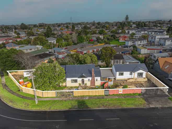 37 Rosella Road, Mangere East