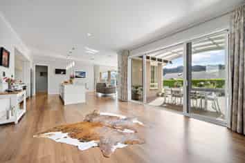 2 Parlane Drive, Huapai