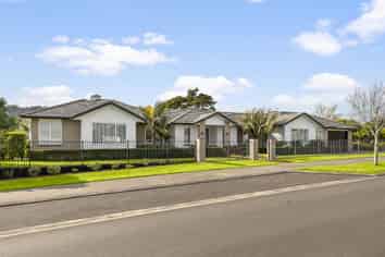 2 Parlane Drive, Huapai