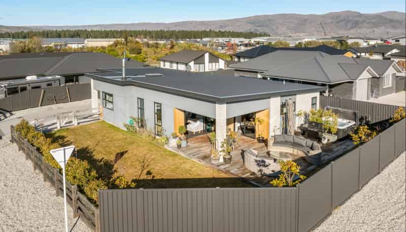 1 Smitham Drive, Cromwell