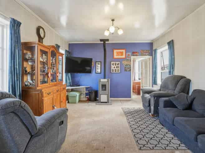 42 King Street, Mosgiel
