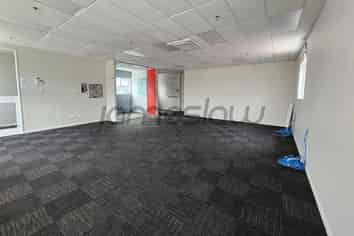 Modern Level 1 Office 115sqm Prime Manurewa