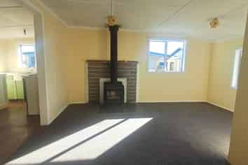 28 Coates Street, Westport