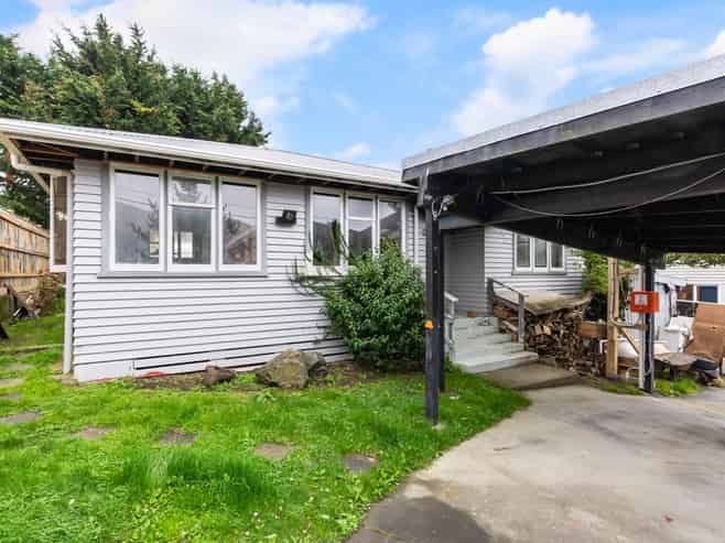 4 Amundsen Grove, Stokes Valley