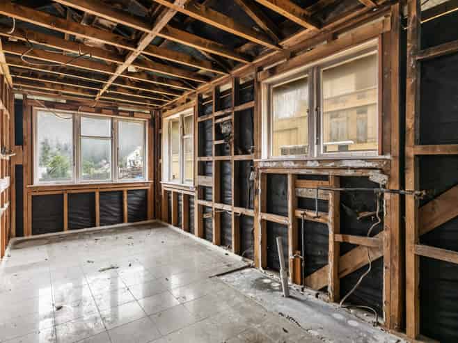 4 Amundsen Grove, Stokes Valley