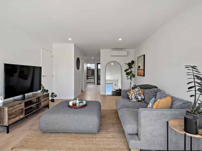 36B Range View Road, Mount Albert