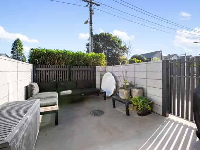 36B Range View Road, Mount Albert
