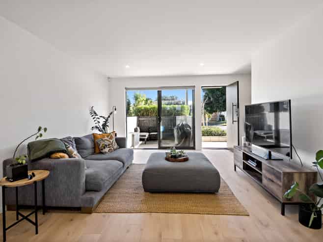 36B Range View Road, Mount Albert