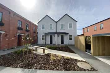 6/25  Bunyan Street, Waltham